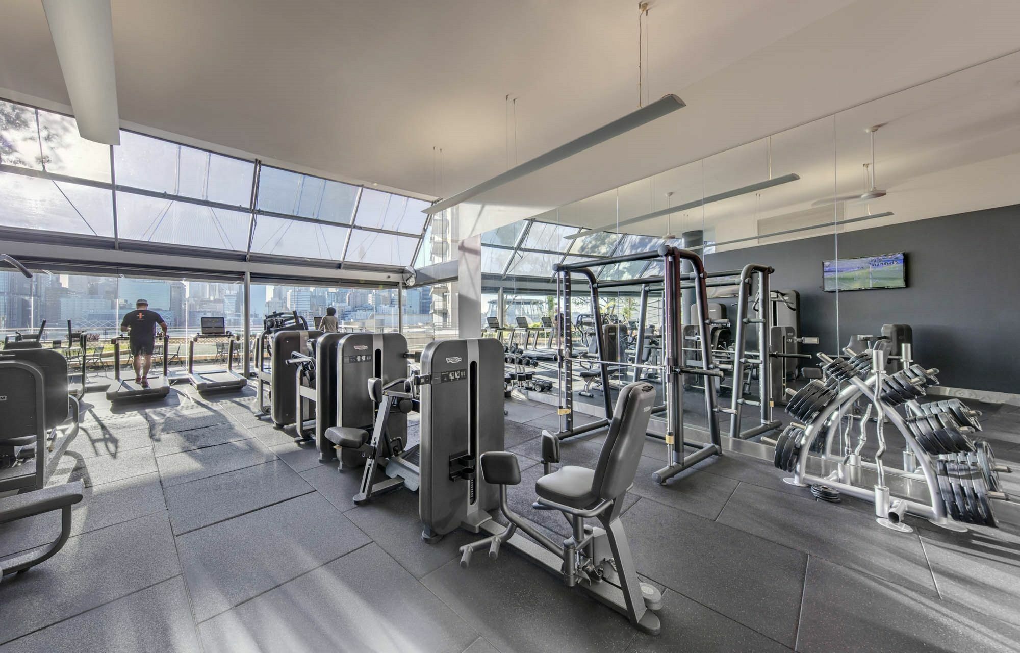The Star Grand Hotel And Residences Sydney Eksteriør billede The gym at the 1000 Museum